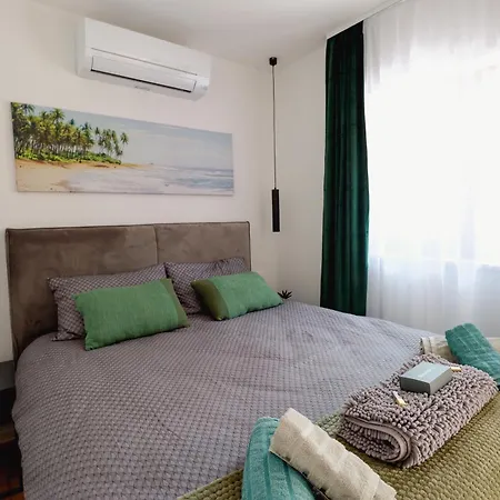 Athena * Цриквеница