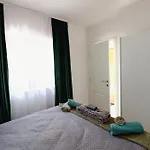 Athena Apartman